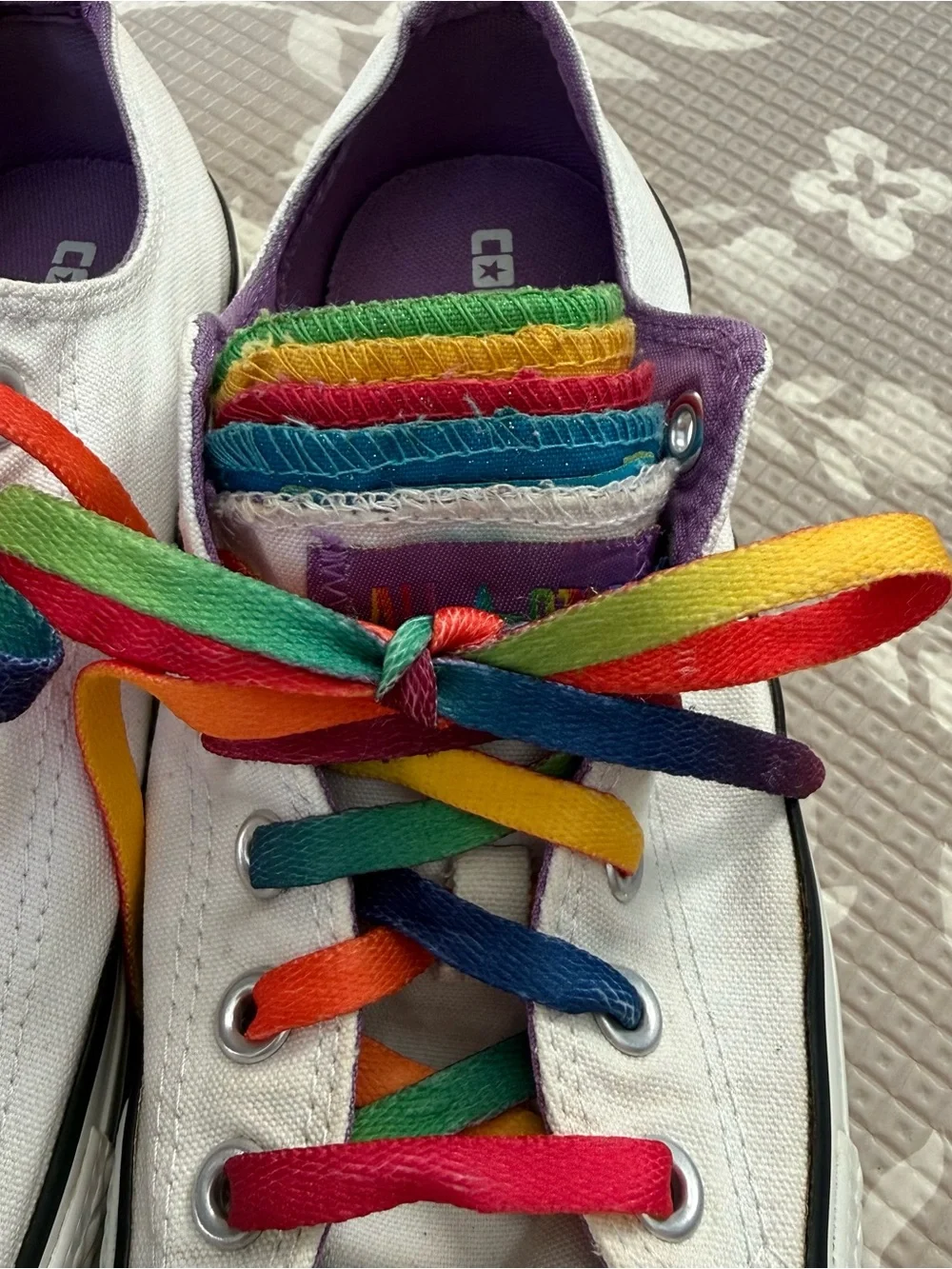 Converse White Low Top Sneakers with Rainbow Laces &  Tongue and Purple Interior - Picture 3 of 9